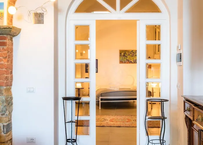 Casa Ipogea Elegant Apartment, Бергамо